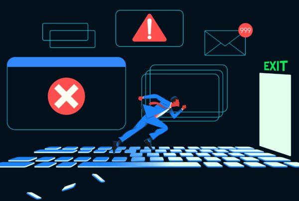 Dashboard de Google Merchant Center mostrando alertas de errores de precio y productos que requieren atención por discrepancias en el feed